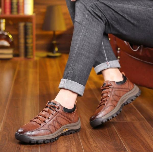 Eabha™ | The Leather Walking Shoes